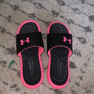 Women’s Under Armour slides 10